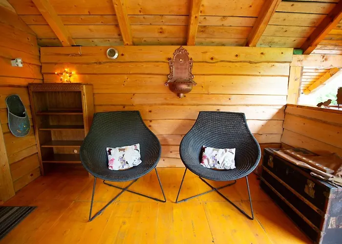 Etjan زغورنجي